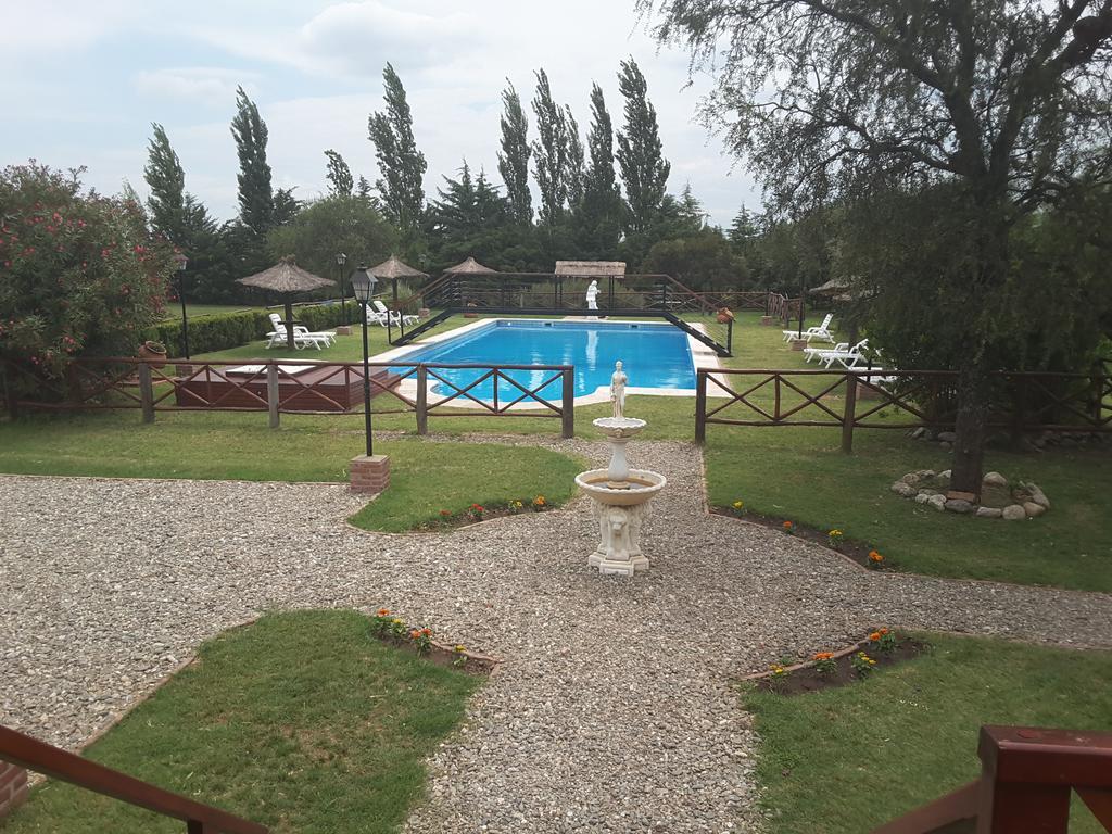 Lauquen Pilmaiquen Y Spa Villa de Merlo Bagian luar foto