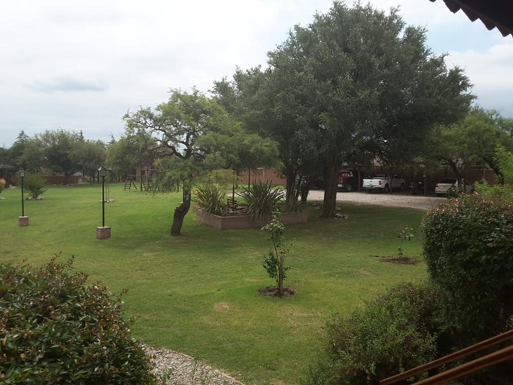 Lauquen Pilmaiquen Y Spa Villa de Merlo Bagian luar foto