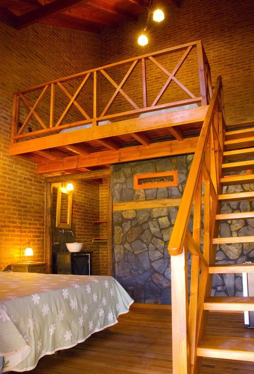 Lauquen Pilmaiquen Y Spa Villa de Merlo Bagian luar foto